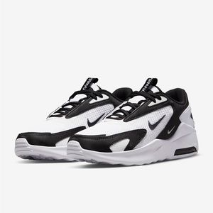 Women’s Nike AirMax Bolt Athletic Shoes Size 8 White/Black #CU4151-102